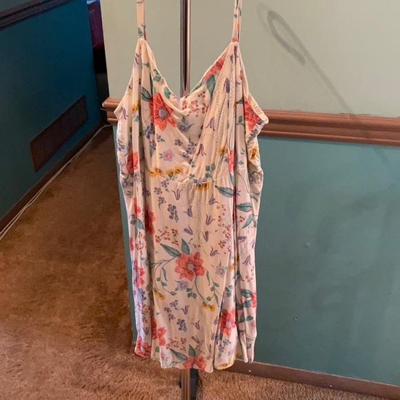 Old Navy Dresses & Skirts - Old navy floral dress